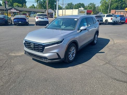 Used 2024 Honda CR-V EX image 2