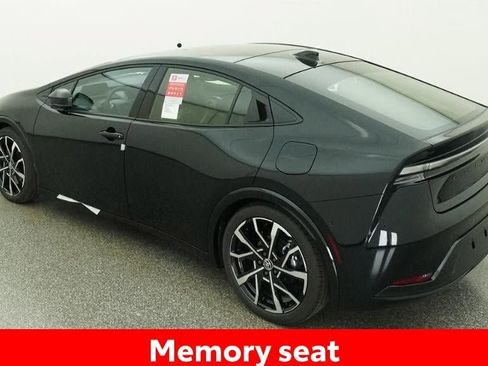 New 2026 Toyota Prius Plug-In Hybrid FWD image 6
