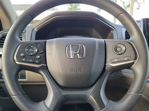 Used 2022 Honda Odyssey EX image 12