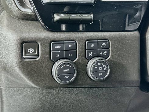 Certified 2024 Chevrolet Silverado 3500 LTZ w/ LTZ Plus Package AWD/4WD image 10