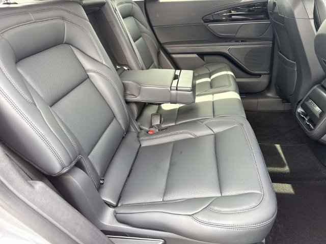 New 2026 Lincoln Nautilus Premier AWD/4WD image 10