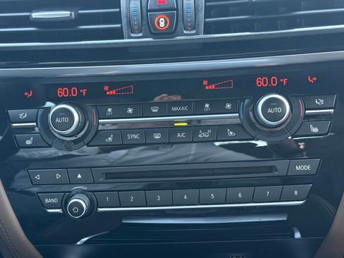 Used 2019 BMW X6 sDrive35i w/ Lighting Package image 20