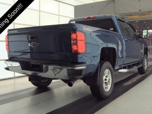 Used 2017 Chevrolet Silverado 2500 LT w/ Texas Edition image 5