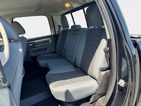 Used 2019 RAM 1500 Big Horn AWD/4WD image 20