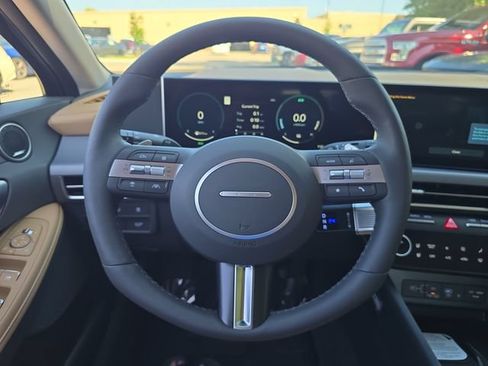 New 2026 Hyundai Sonata Limited FWD image 17