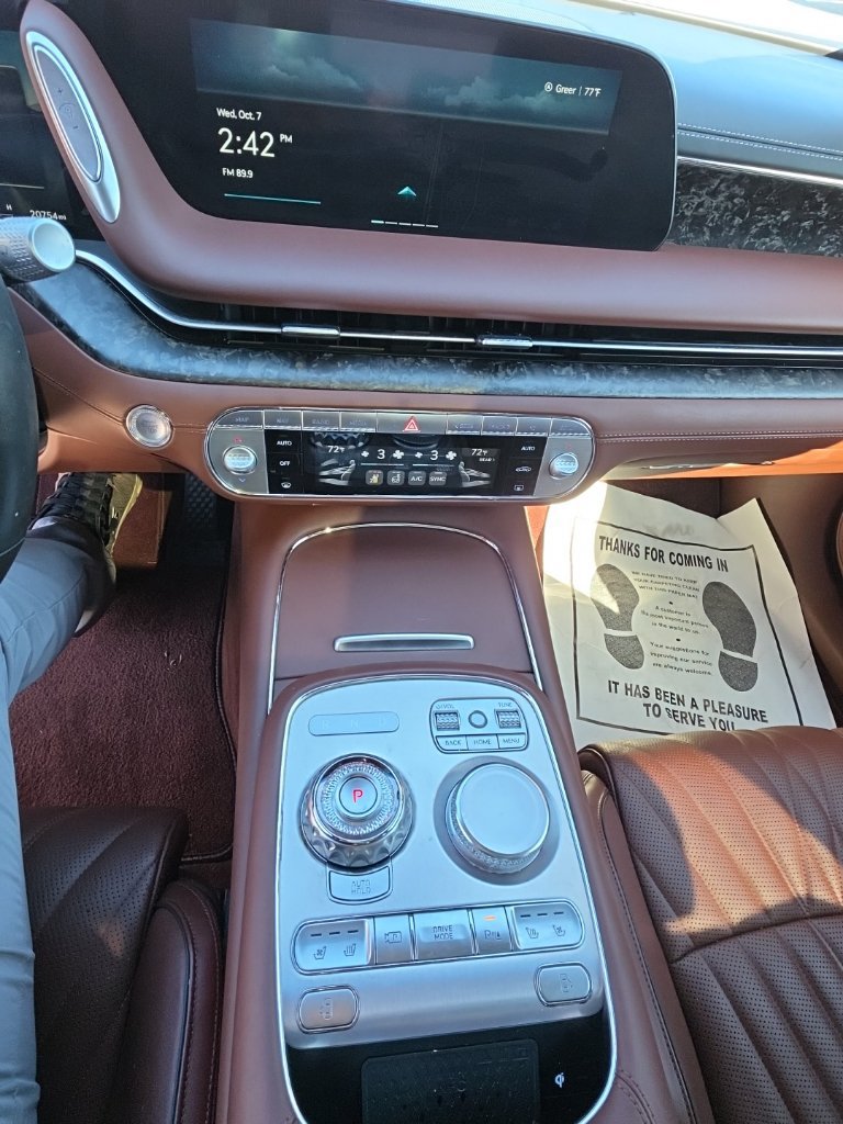 Used 2023 Genesis G90 3.5T AWD/4WD image 15