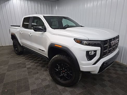 Used 2023 GMC Canyon AT4X image 7