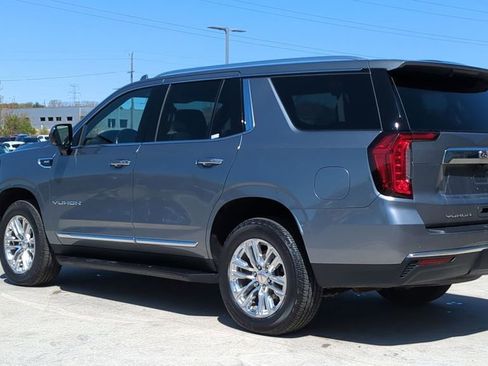 Used 2022 GMC Yukon SLT image 3