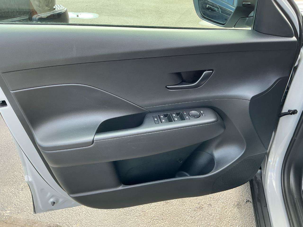Used 2026 Hyundai Kona SEL Sport FWD image 7