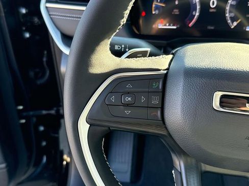 New 2025 Jeep Grand Cherokee L Altitude image 17