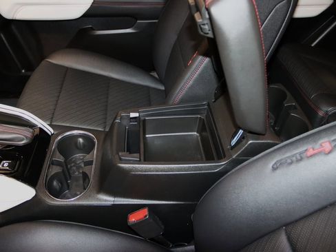 Used 2023 GMC Canyon AT4X image 41