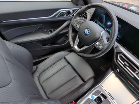 Used 2023 BMW i4 eDrive40 RWD image 36