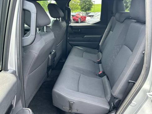 Used 2024 Toyota Tacoma SR5 AWD/4WD image 18