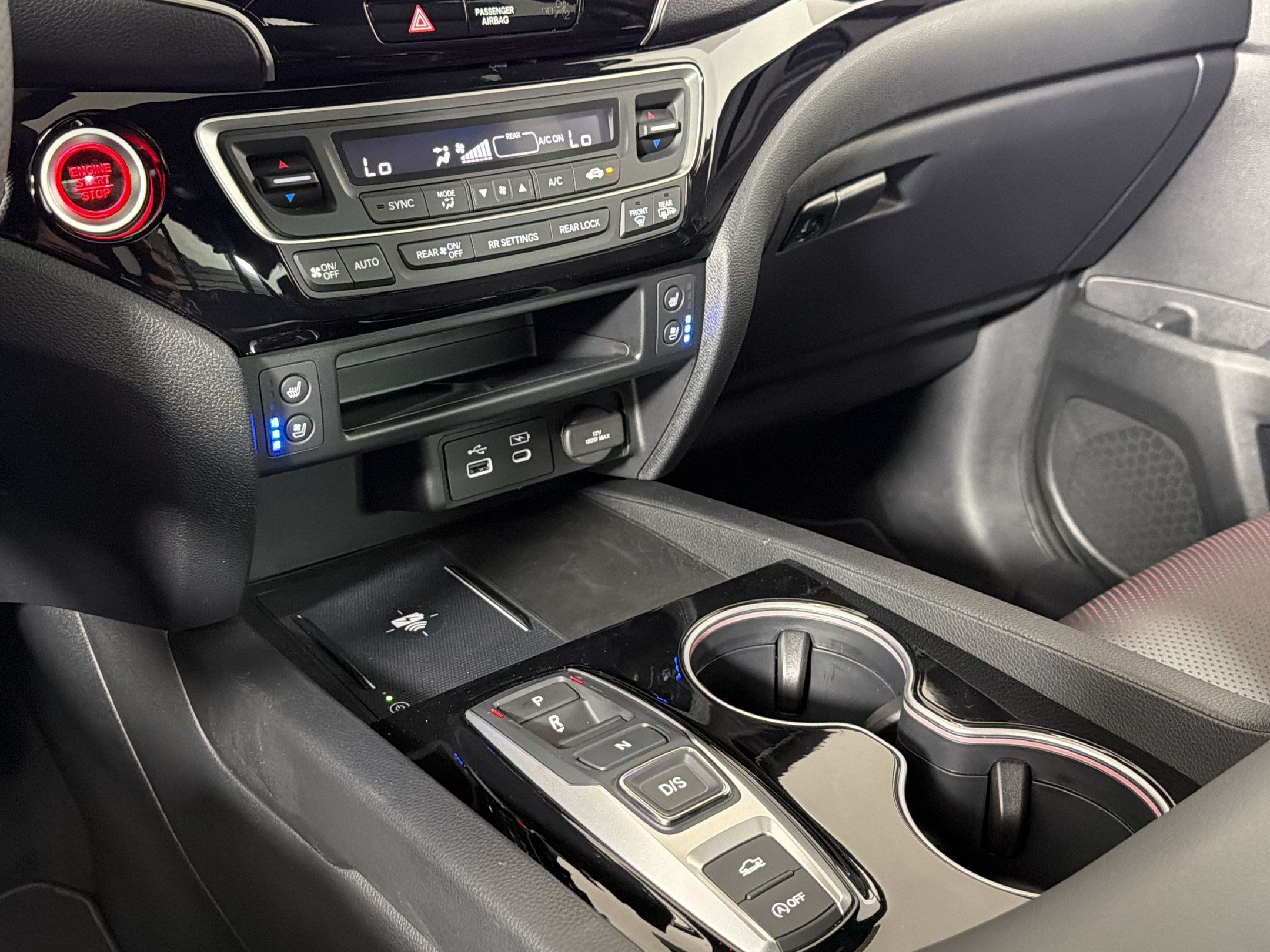 Used 2025 Honda Ridgeline Black Edition image 16