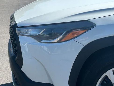 Used 2024 Toyota Corolla Cross L FWD image 9