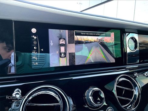 Certified 2022 Rolls-Royce Ghost w/ Ghost Package image 18