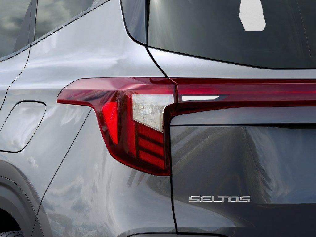 Certified 2026 Kia Seltos S FWD image 13