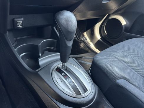 Used 2010 Honda Fit Sport image 18