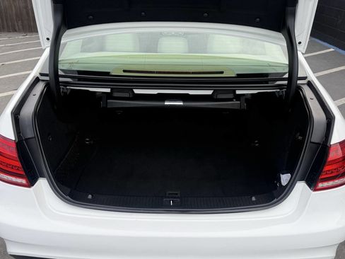 Used 2016 Mercedes-Benz E 350 Sedan image 12