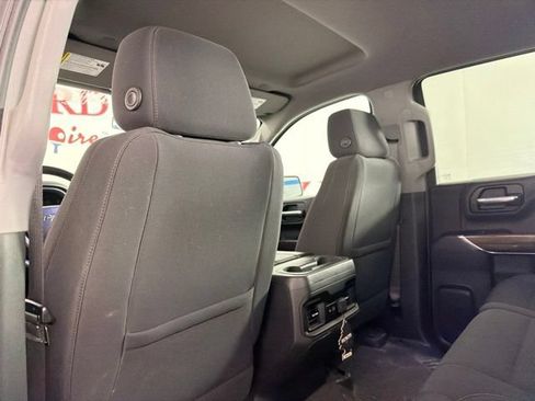 Used 2022 Chevrolet Silverado 1500 LT Trail Boss AWD/4WD image 14