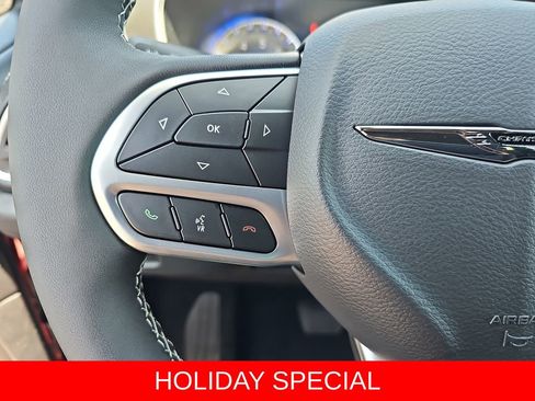 New 2025 Chrysler Pacifica Select image 18