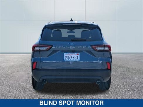 Used 2025 Ford Escape ST-Line w/ Equipment Group 301A image 4