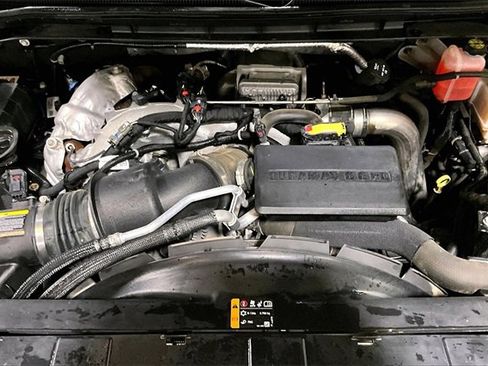 Used 2022 Chevrolet Silverado 3500 High Country image 30