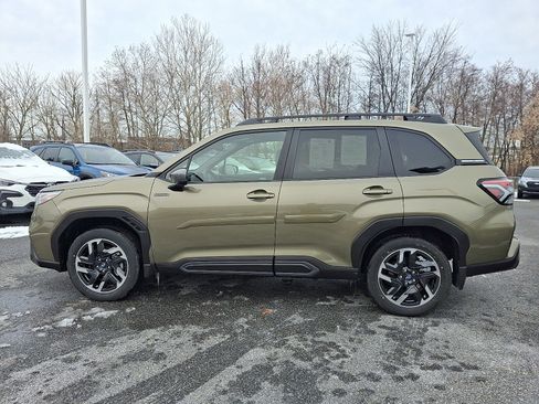 Certified 2025 Subaru Forester Limited image 7