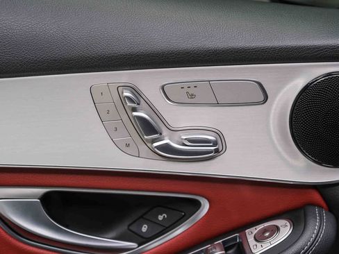 Certified 2022 Mercedes-Benz GLC 300 image 21