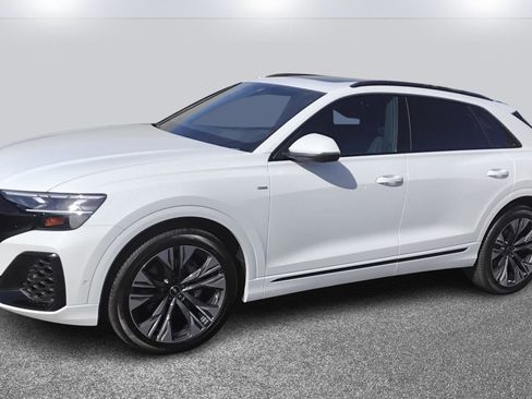 New 2026 Audi Q8 Premium Plus image 3