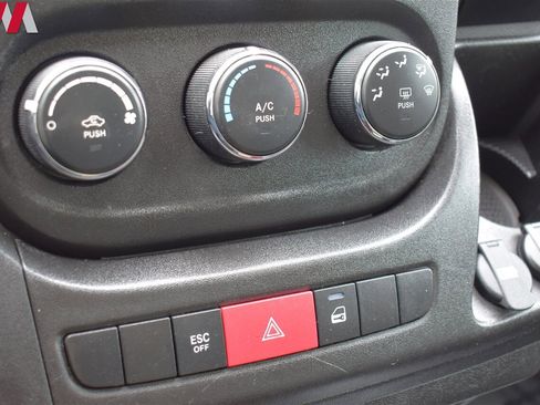 Used 2021 RAM ProMaster 1500 image 20