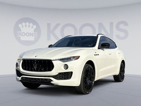 Used 2022 Maserati Levante GT image 1