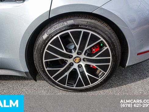 Used 2023 Porsche Taycan 4S w/ Performance Package image 17