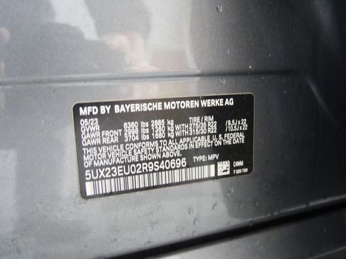 Used 2024 BMW X5 xDrive40i w/ M Sport Package image 28