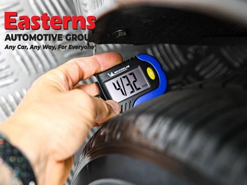 Used 2018 Toyota Camry XLE w/ Driver Assist Package FWD image 26