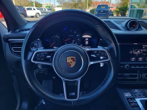 Used 2021 Porsche Macan GTS image 31