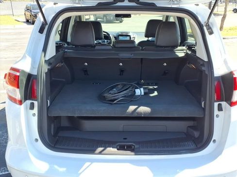 Used 2017 Ford C-MAX Energi Titanium image 11