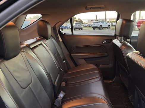 Used 2017 Chevrolet Equinox Premier image 10