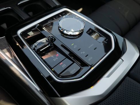 New 2026 BMW 740i xDrive AWD/4WD image 10