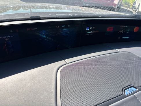 New 2025 Lincoln Navigator L Black Label image 18