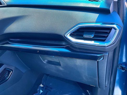 Used 2021 Chevrolet TrailBlazer LT w/ Convenience Package FWD image 19