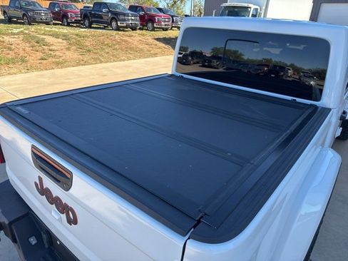 Used 2022 Jeep Gladiator Mojave w/ LED Lighting Group image 10