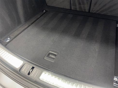 Used 2023 Porsche Macan image 78