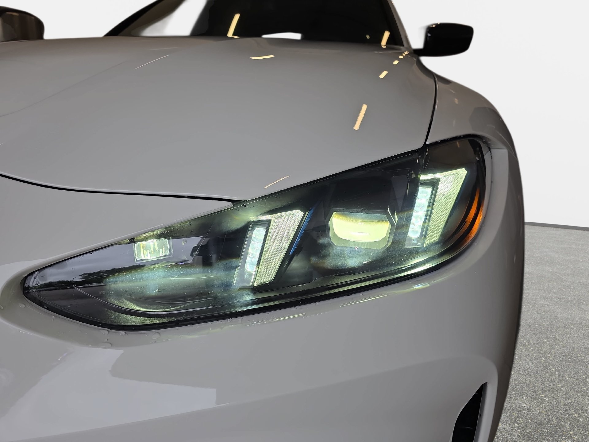Used 2025 BMW M3 Competition AWD/4WD image 30