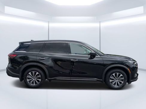 Certified 2025 INFINITI QX60 Pure FWD image 2