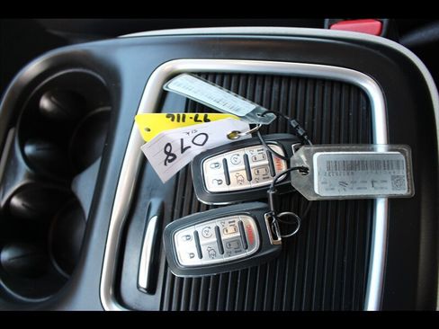 Used 2022 Chrysler Pacifica Touring-L FWD image 27
