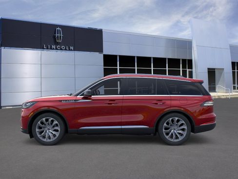 New 2026 Lincoln Aviator Reserve w/ Luxury Package RWD image 3