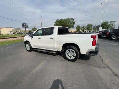 Used 2022 Chevrolet Silverado 1500 LTZ AWD/4WD image 6
