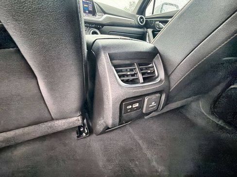 Used 2022 Chevrolet Blazer Premier w/ Enhanced Convenience Package FWD image 20