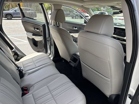 Used 2026 Honda HR-V EX-L image 33